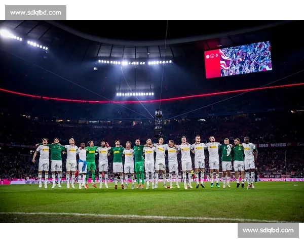 欧冠小组赛精彩纷呈 各大豪门争夺激烈前景分析