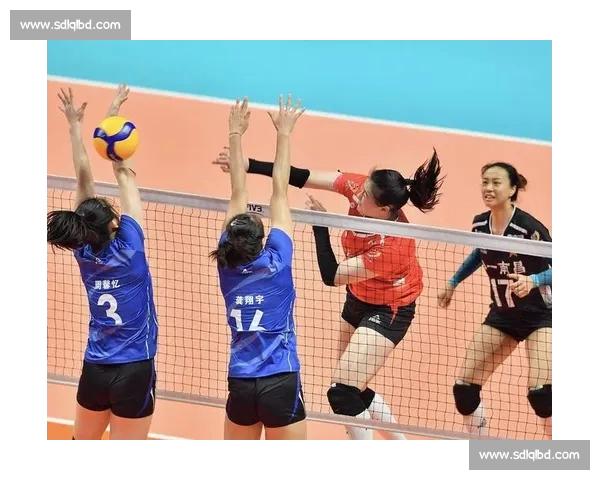 激烈对决！排球比赛中的技巧较量与团队合作精神全面解析