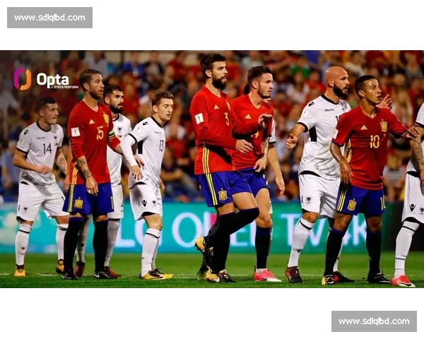 足球历史战绩全解析 从经典对决到数据揭秘 解读世界足坛辉煌时刻